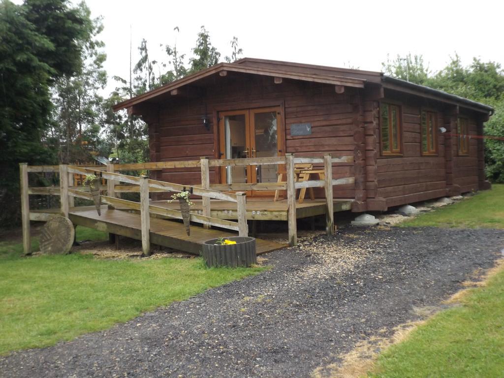 Your Home From Home On The Edge Of The Cotswolds イブシャム 部屋 写真