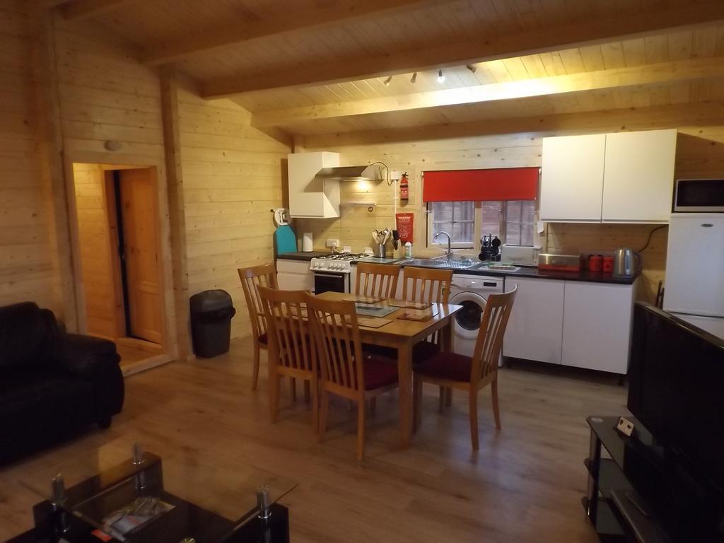 Your Home From Home On The Edge Of The Cotswolds イブシャム エクステリア 写真
