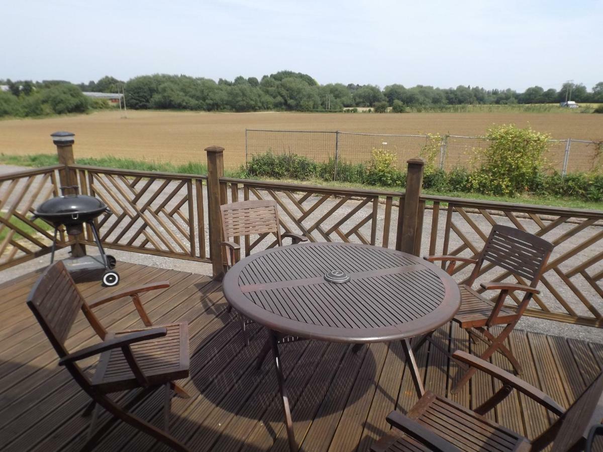 Your Home From Home On The Edge Of The Cotswolds イブシャム エクステリア 写真